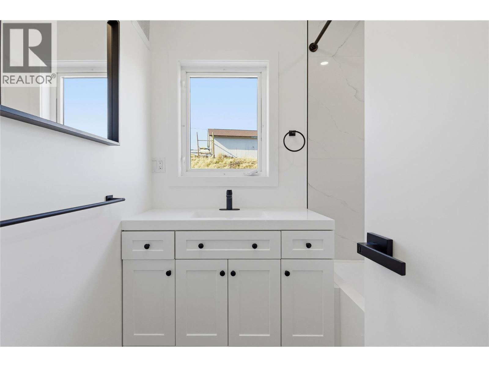 3906 Harding Road, West Kelowna, British Columbia  V4T 2J9 - Photo 49 - 10376583