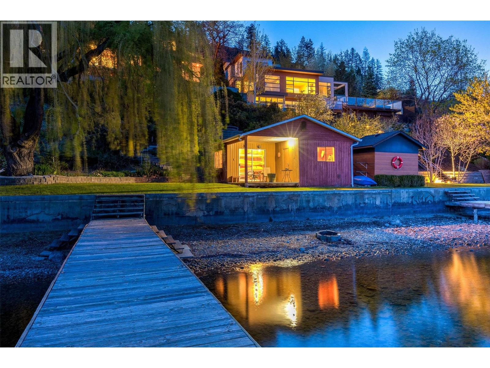 683 Westside Road S, West Kelowna, British Columbia  V1Z 3S2 - Photo 2 - 10377087