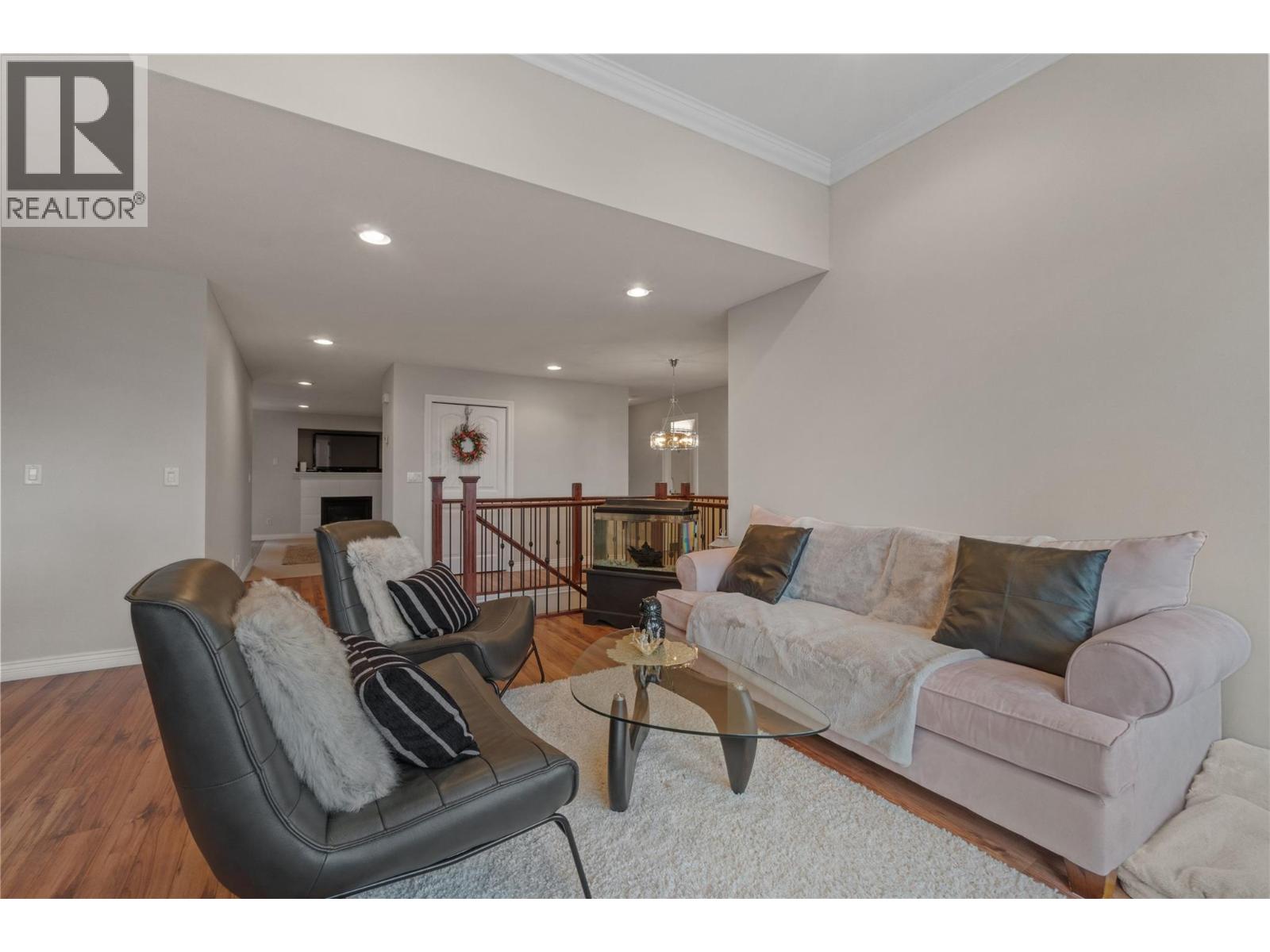 2042 Moonbeam Close, West Kelowna, British Columbia  V1Z 3X9 - Photo 3 - 10376788