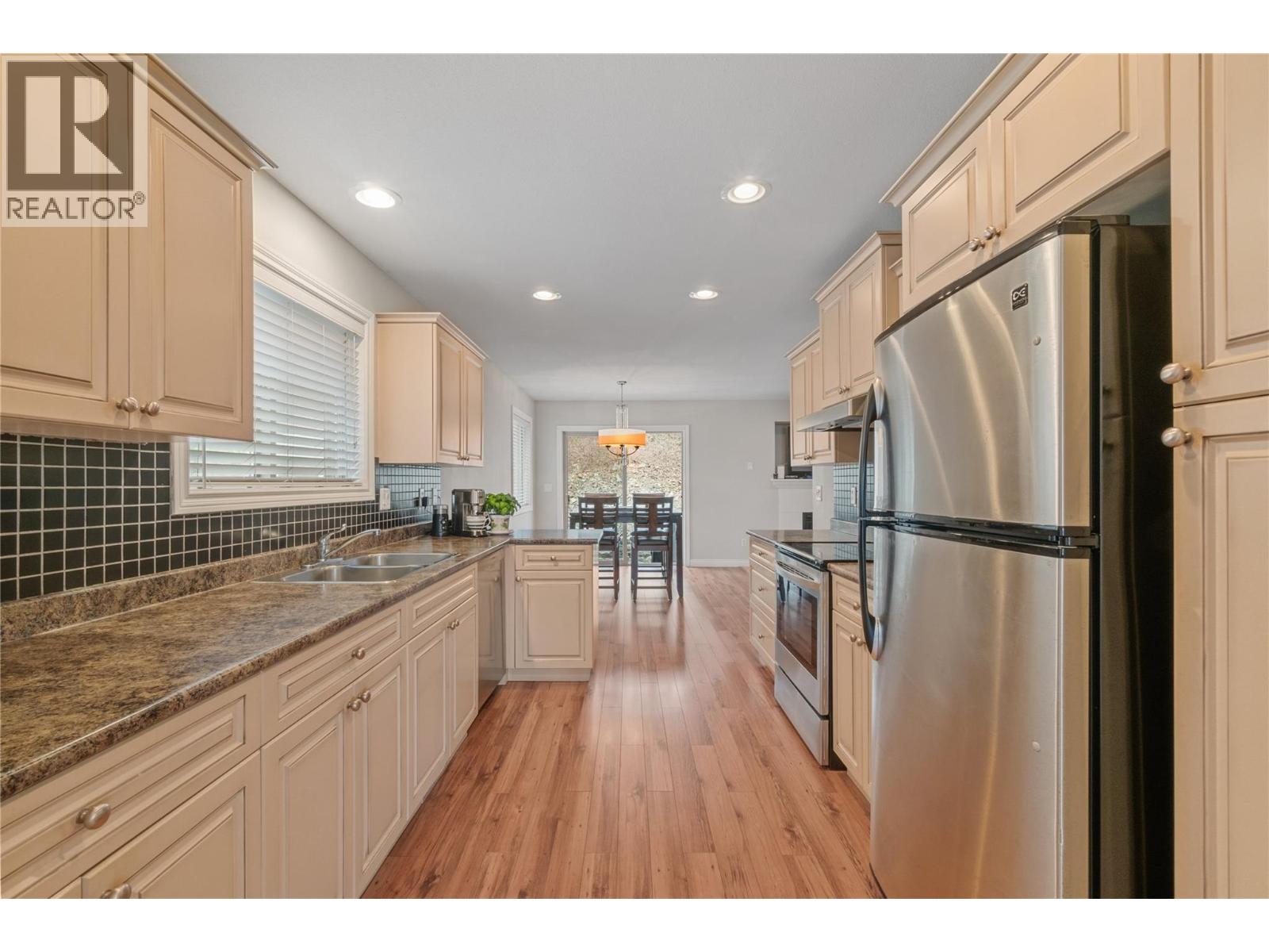 2042 Moonbeam Close, West Kelowna, British Columbia  V1Z 3X9 - Photo 8 - 10376788