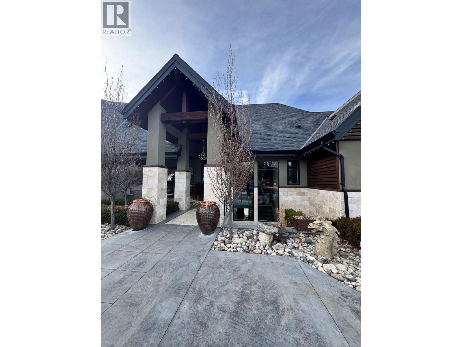 3990 Fairwinds Court, Kelowna, British Columbia  V1W 4G1 - Photo 11 - 10376012