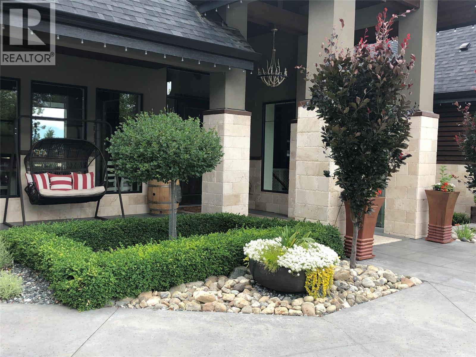 3990 Fairwinds Court, Kelowna, British Columbia  V1W 4G1 - Photo 34 - 10376012