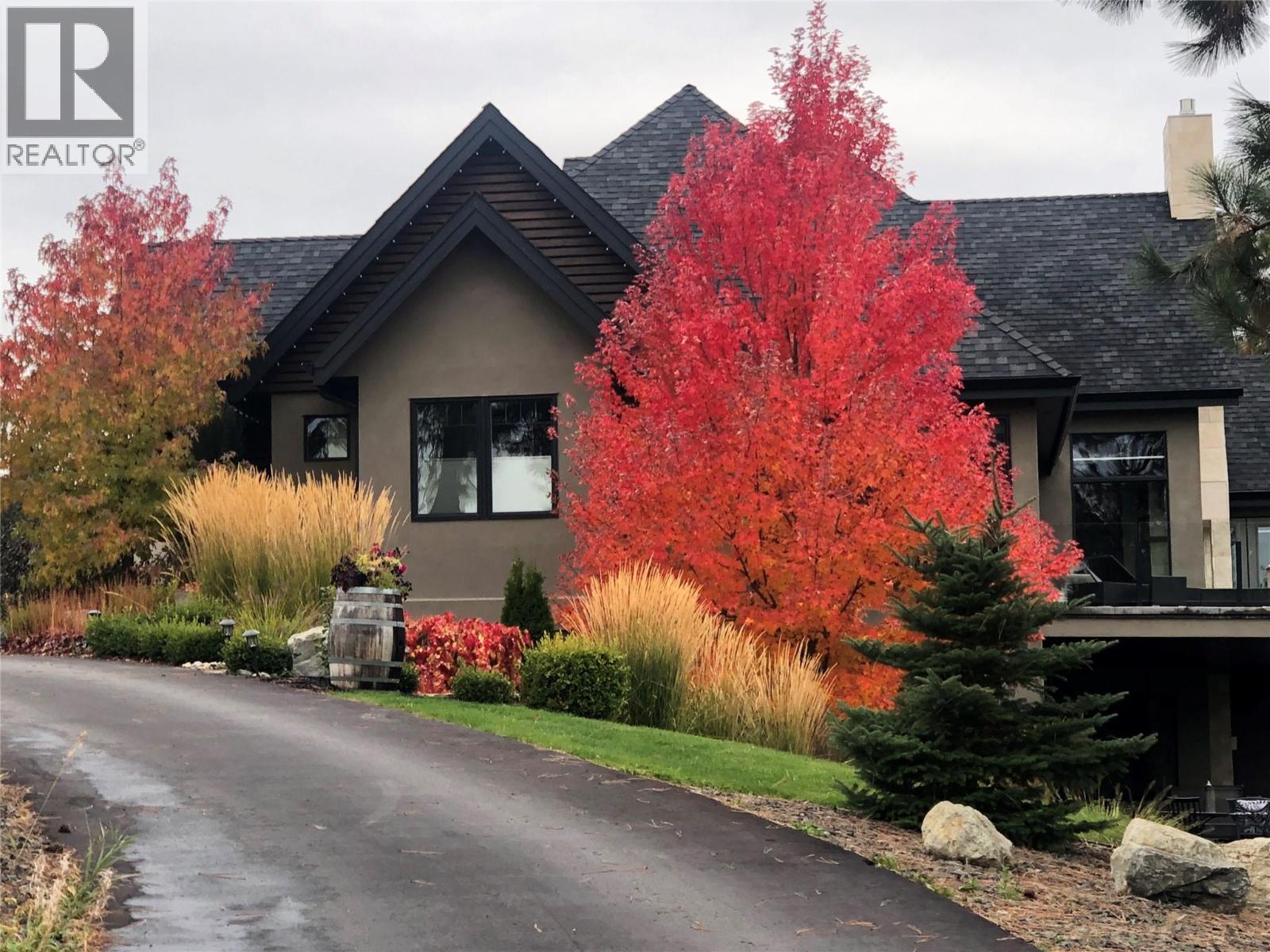 3990 Fairwinds Court, Kelowna, British Columbia  V1W 4G1 - Photo 41 - 10376012