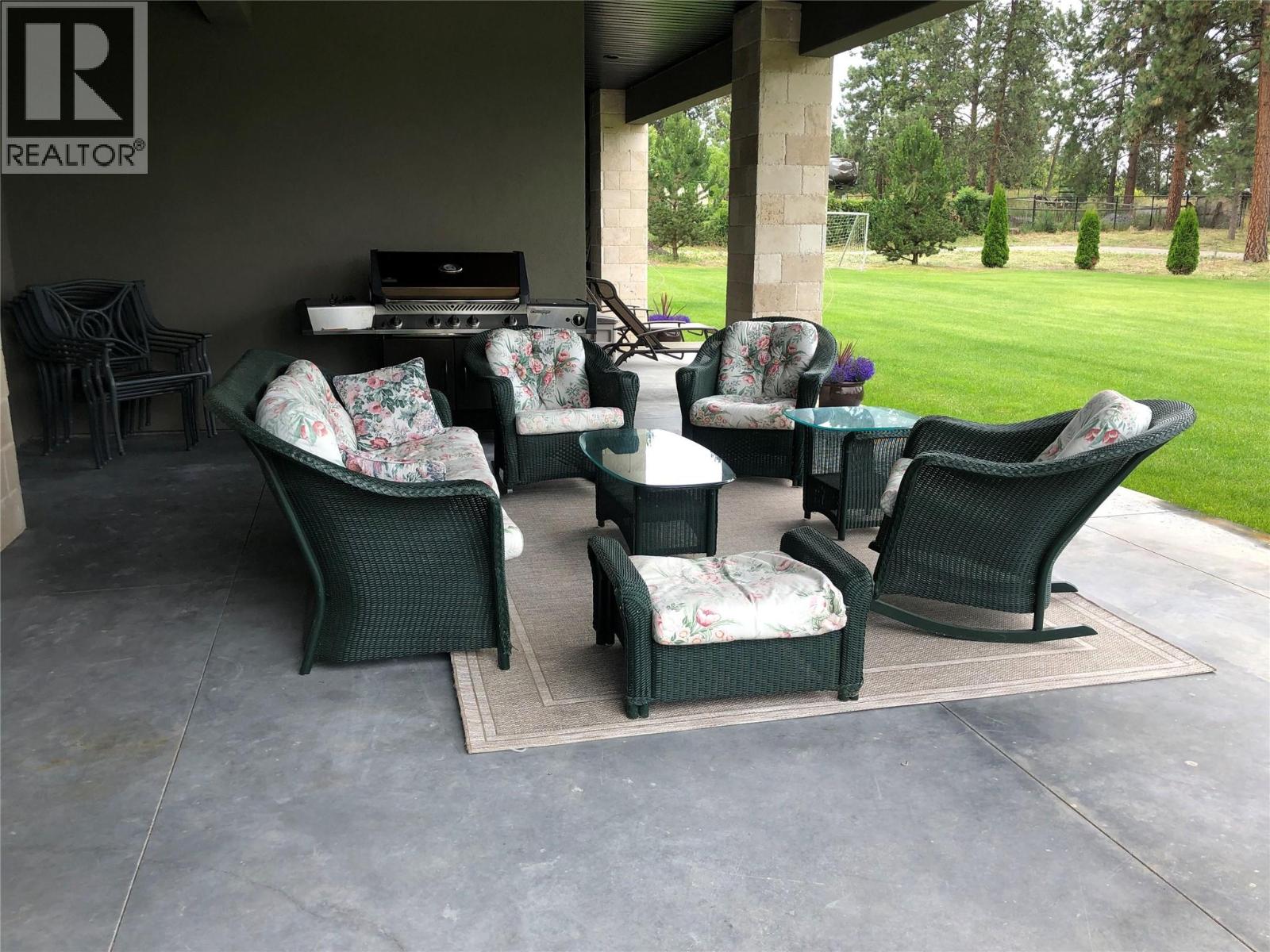 3990 Fairwinds Court, Kelowna, British Columbia  V1W 4G1 - Photo 47 - 10376012