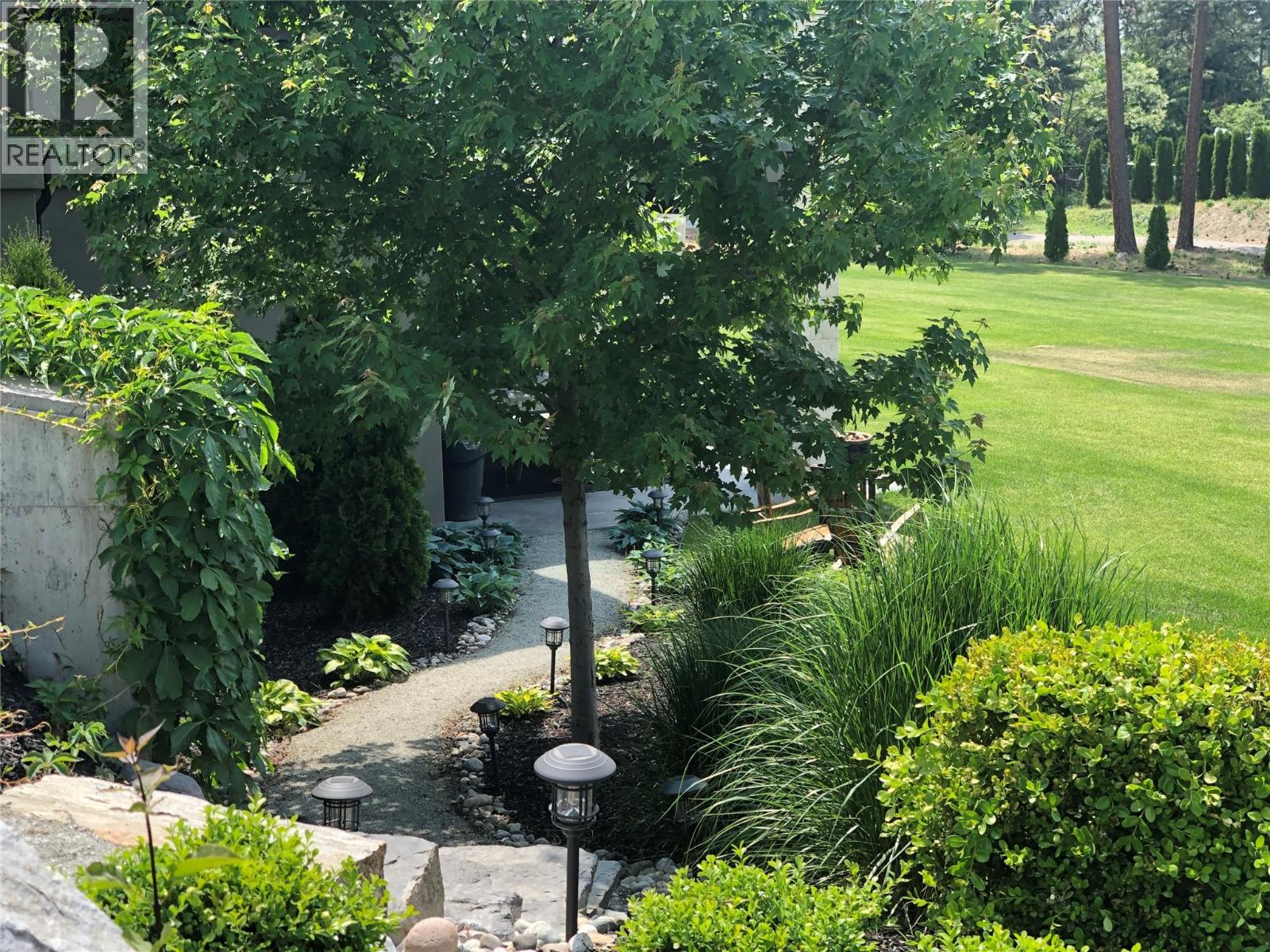 3990 Fairwinds Court, Kelowna, British Columbia  V1W 4G1 - Photo 52 - 10376012