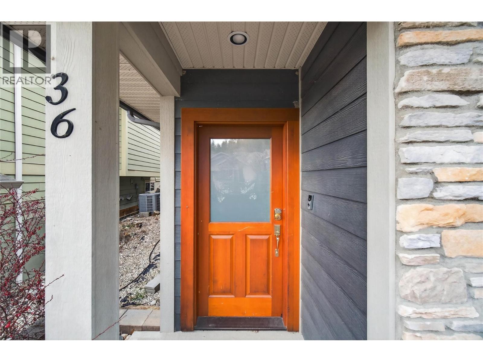 1581 20 Street Ne Unit# 36, Salmon Arm, British Columbia  V1E 0A7 - Photo 10 - 10376774