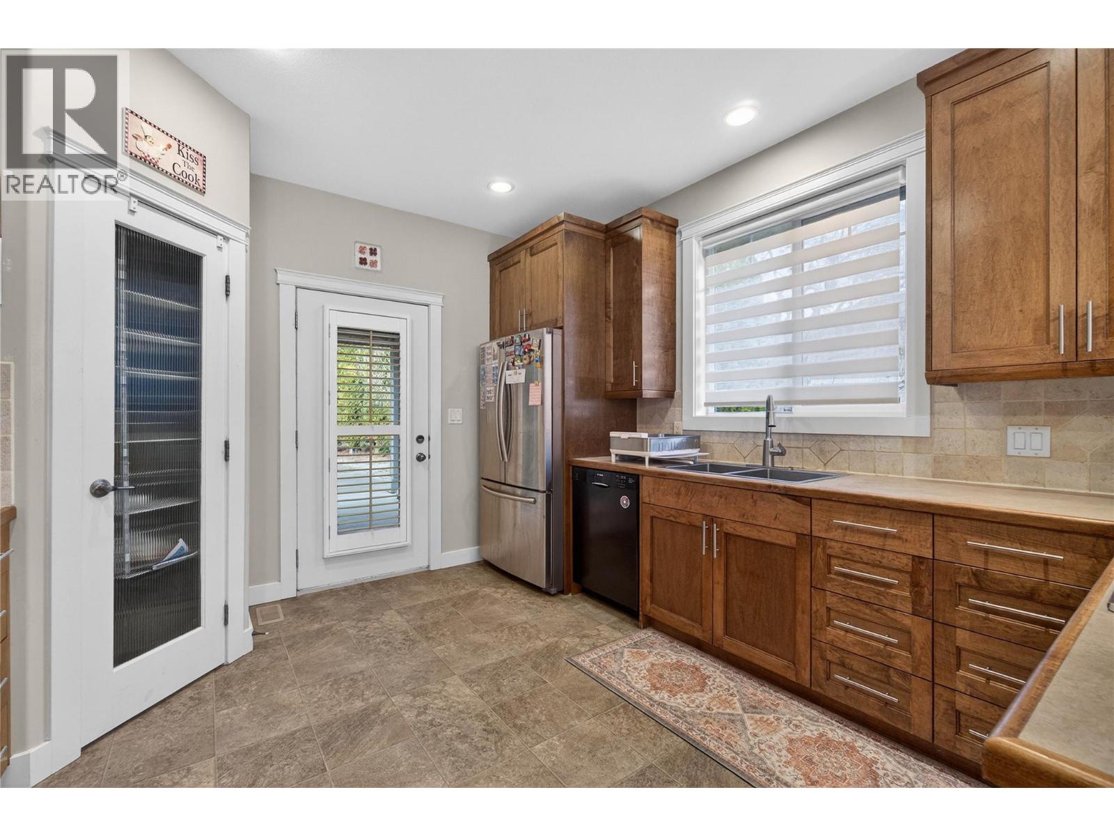 1581 20 Street Ne Unit# 36, Salmon Arm, British Columbia  V1E 0A7 - Photo 15 - 10376774