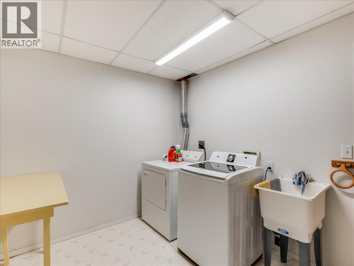 702 Munro Street, Nelson, British Columbia  V1L 3G2 - Photo 36 - 10376664