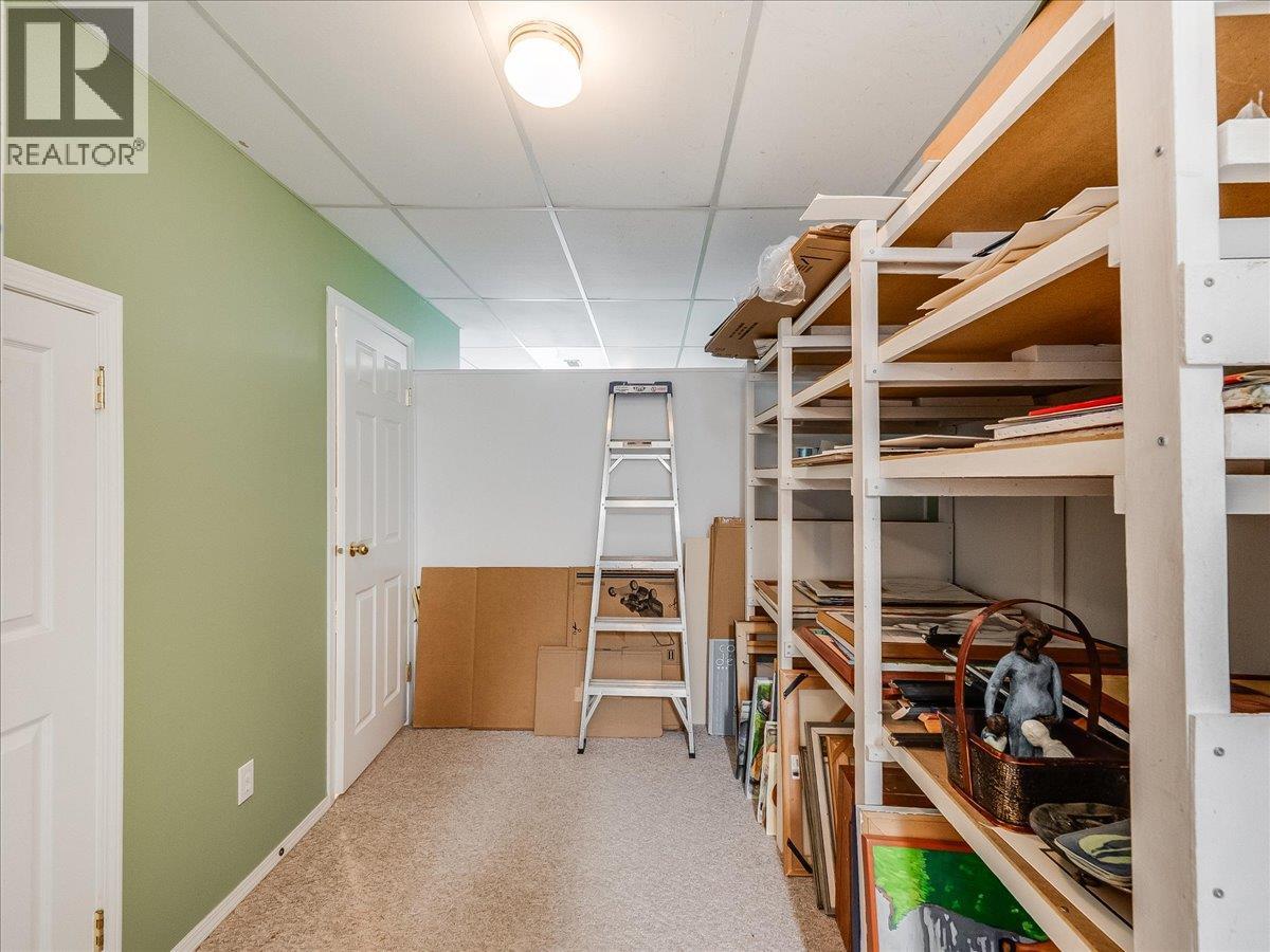 702 Munro Street, Nelson, British Columbia  V1L 3G2 - Photo 37 - 10376664