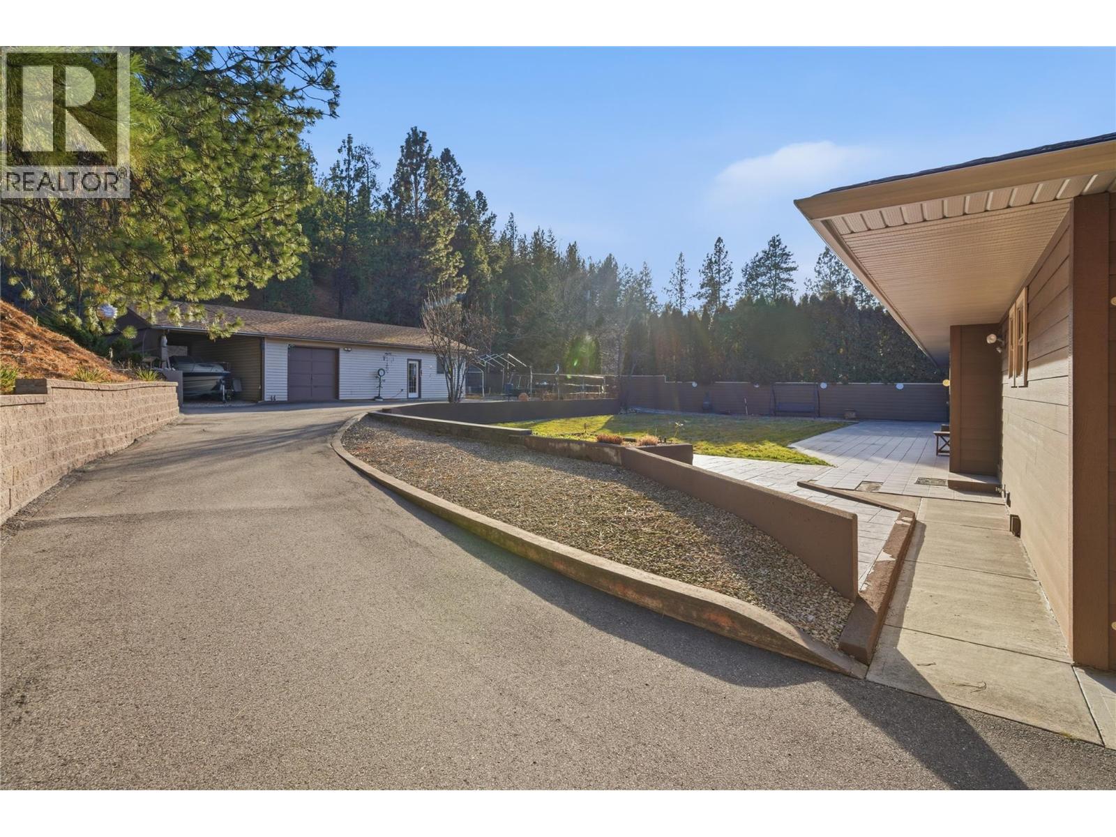 1099 Dehart Road, Kelowna, British Columbia  V1W 4N2 - Photo 27 - 10376916