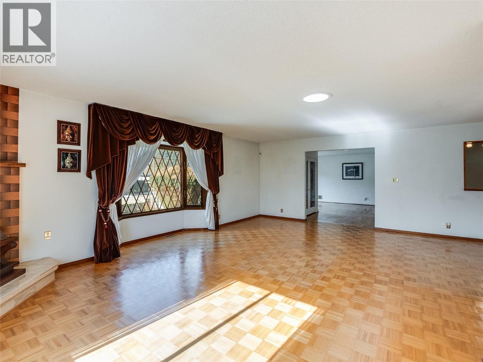 101 10th Avenue, Castlegar, British Columbia  V1N 1J9 - Photo 19 - 10377065