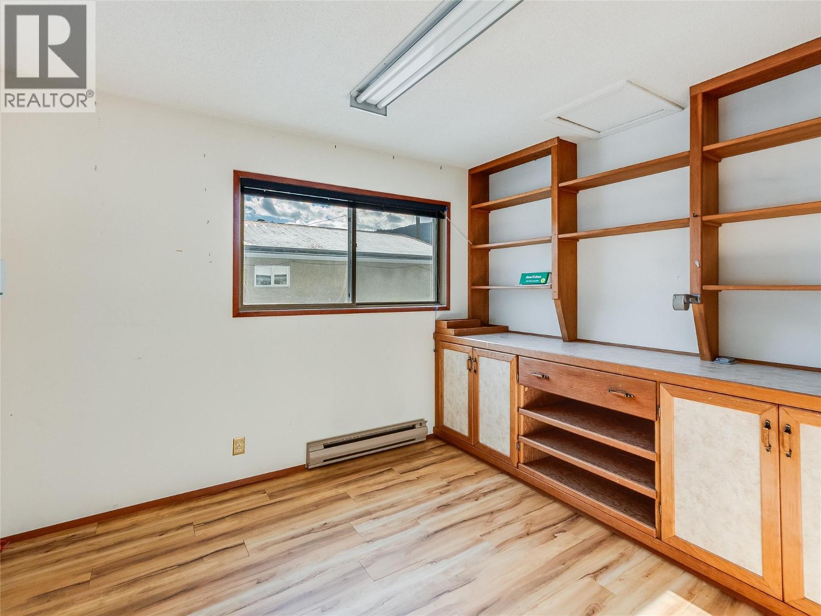 101 10th Avenue, Castlegar, British Columbia  V1N 1J9 - Photo 31 - 10377065