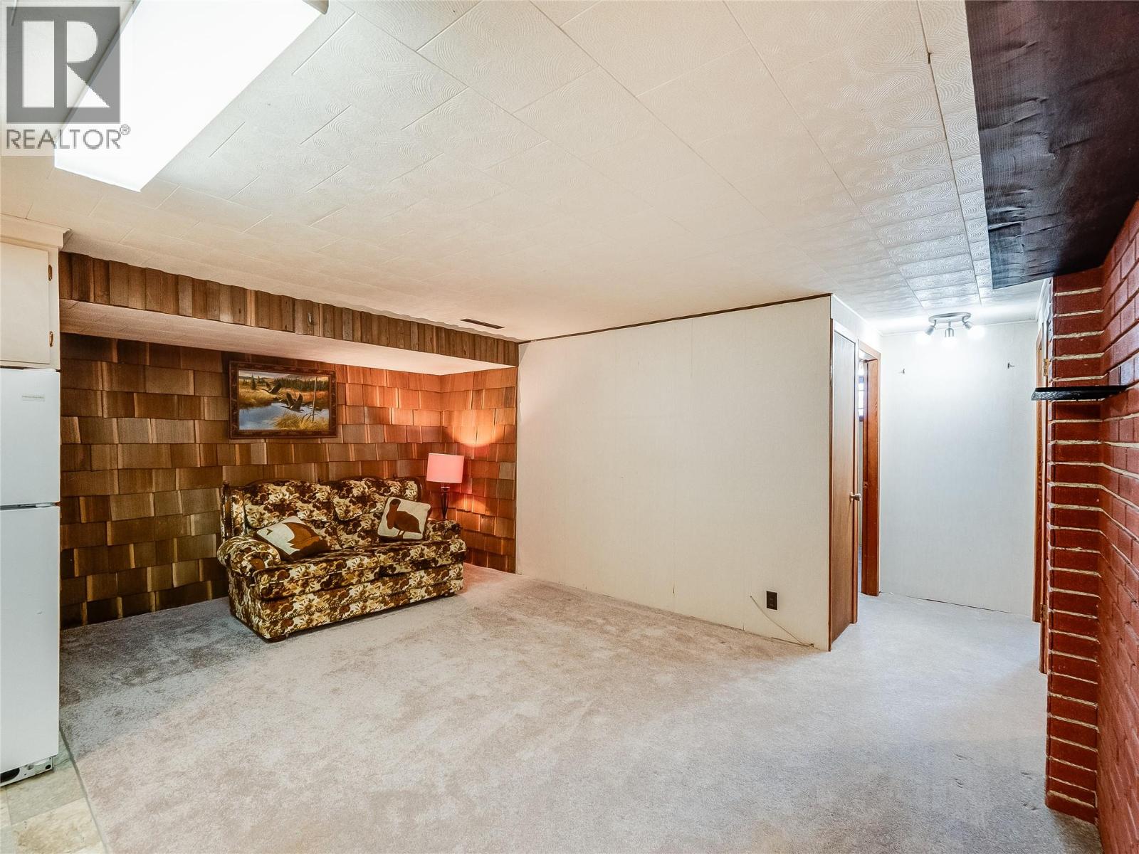 101 10th Avenue, Castlegar, British Columbia  V1N 1J9 - Photo 39 - 10377065