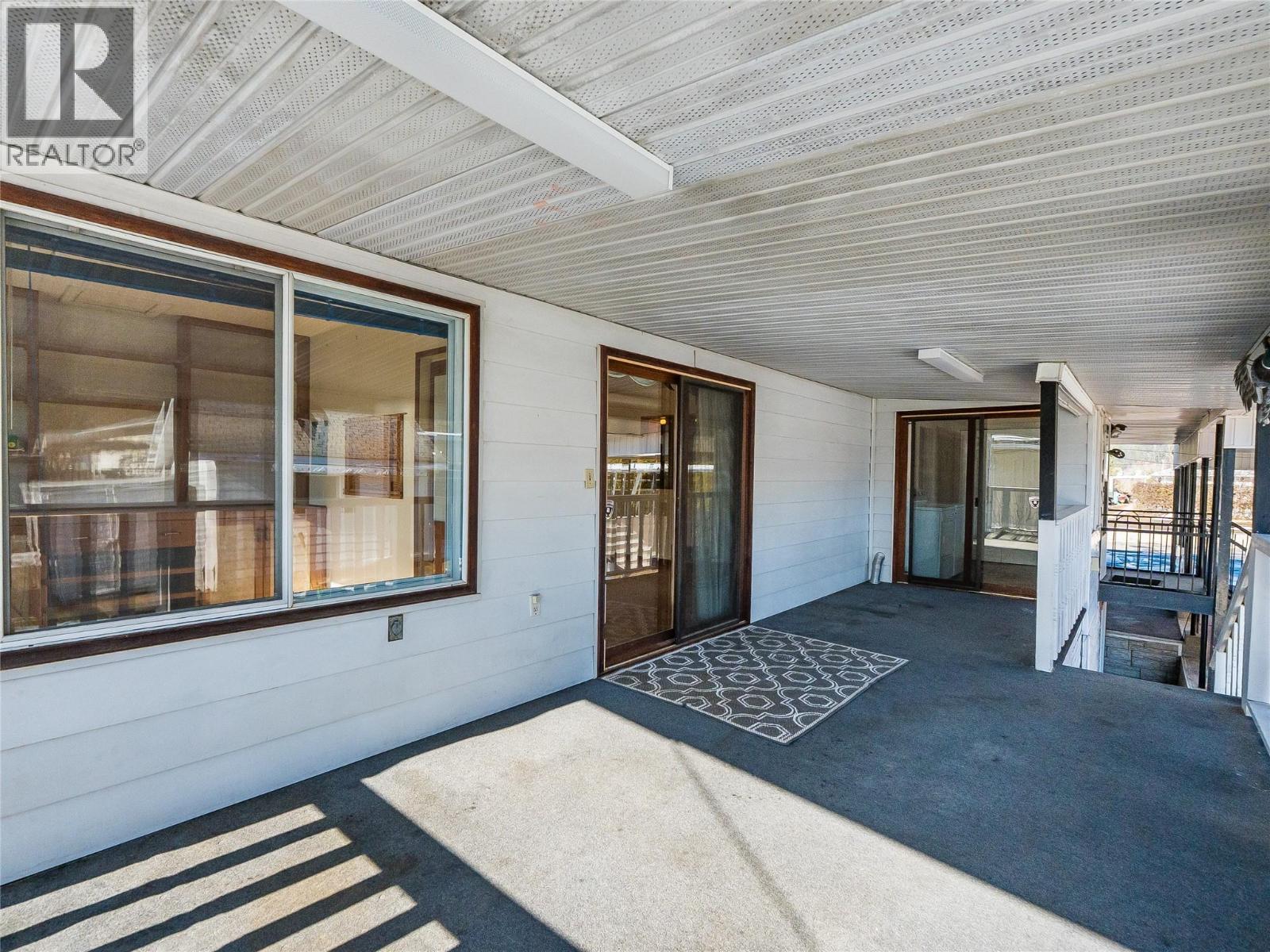 101 10th Avenue, Castlegar, British Columbia  V1N 1J9 - Photo 59 - 10377065