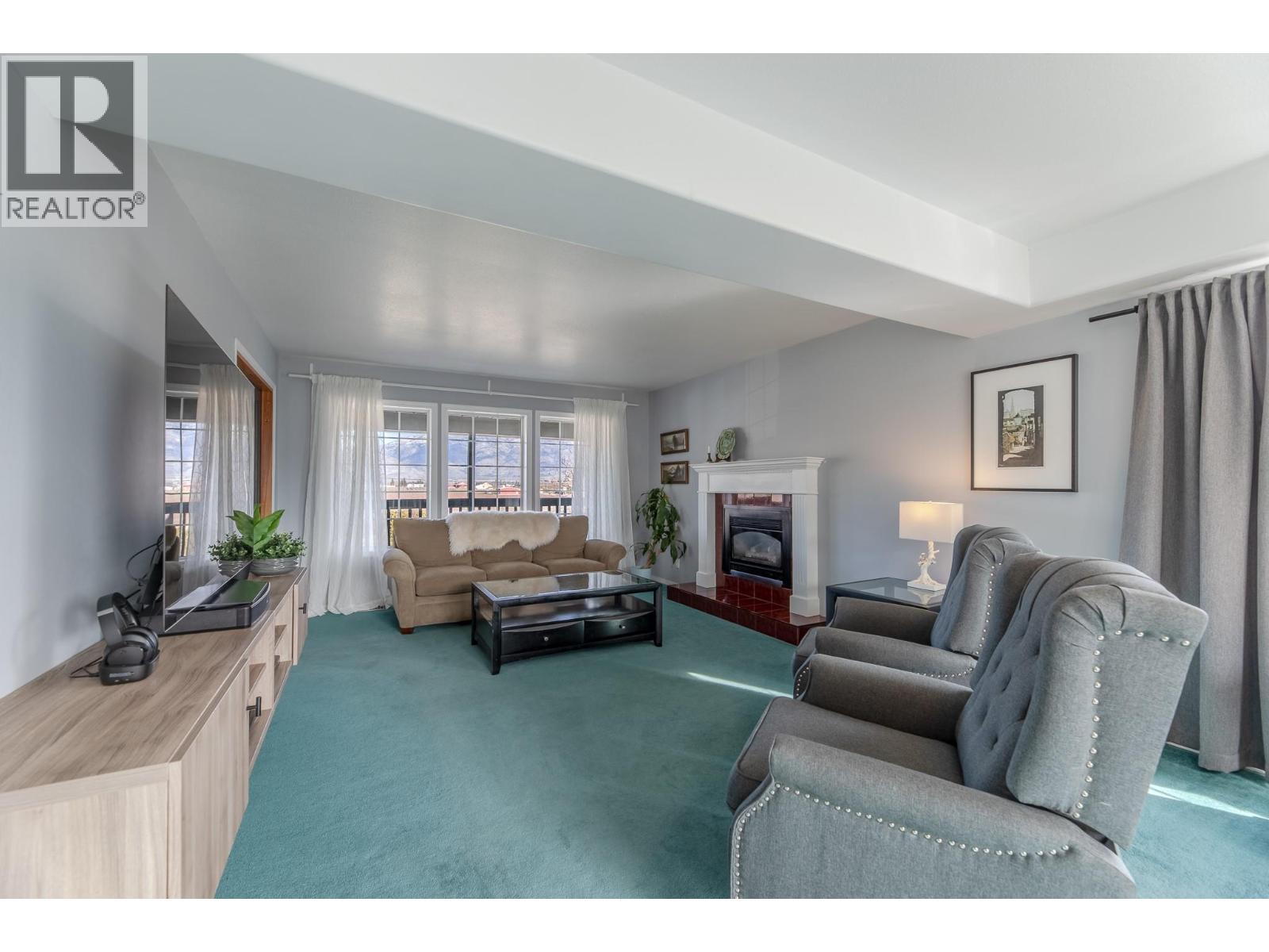 445 Road 5, Oliver, British Columbia  V0H 1T1 - Photo 12 - 10376696