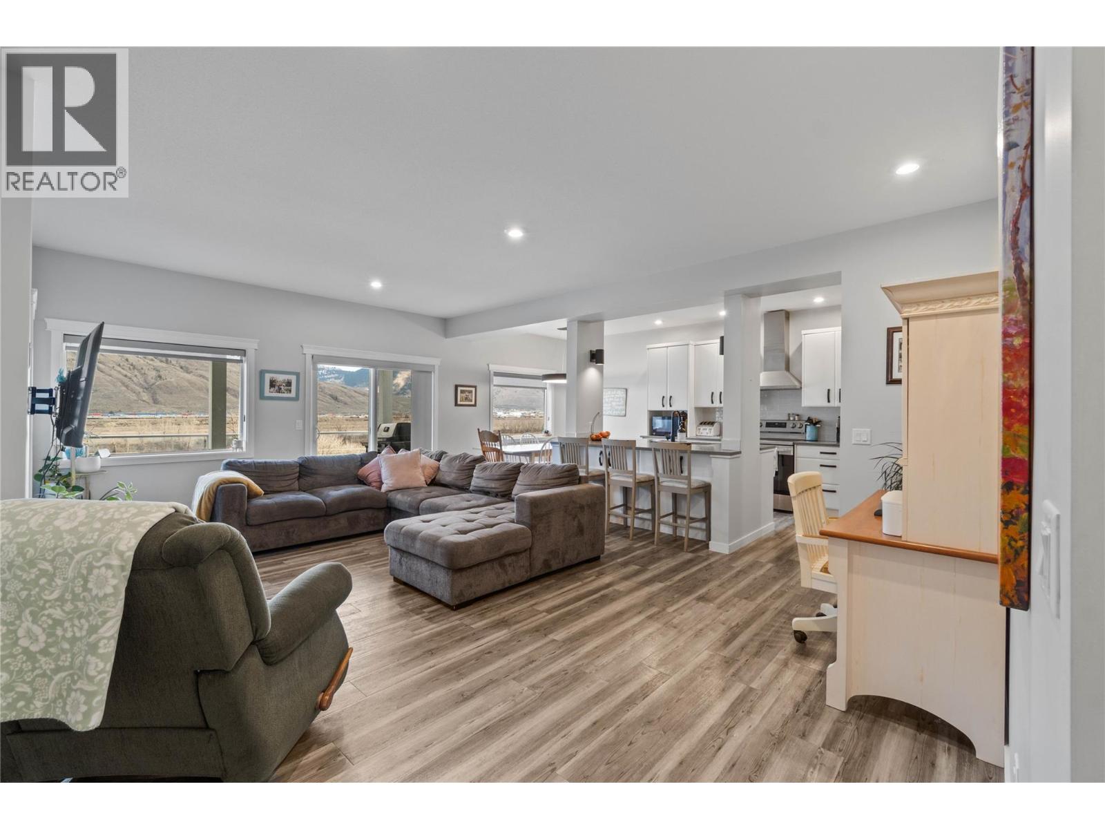 829 Woodrush Drive, Kamloops, British Columbia  V2B 0E3 - Photo 11 - 10375204