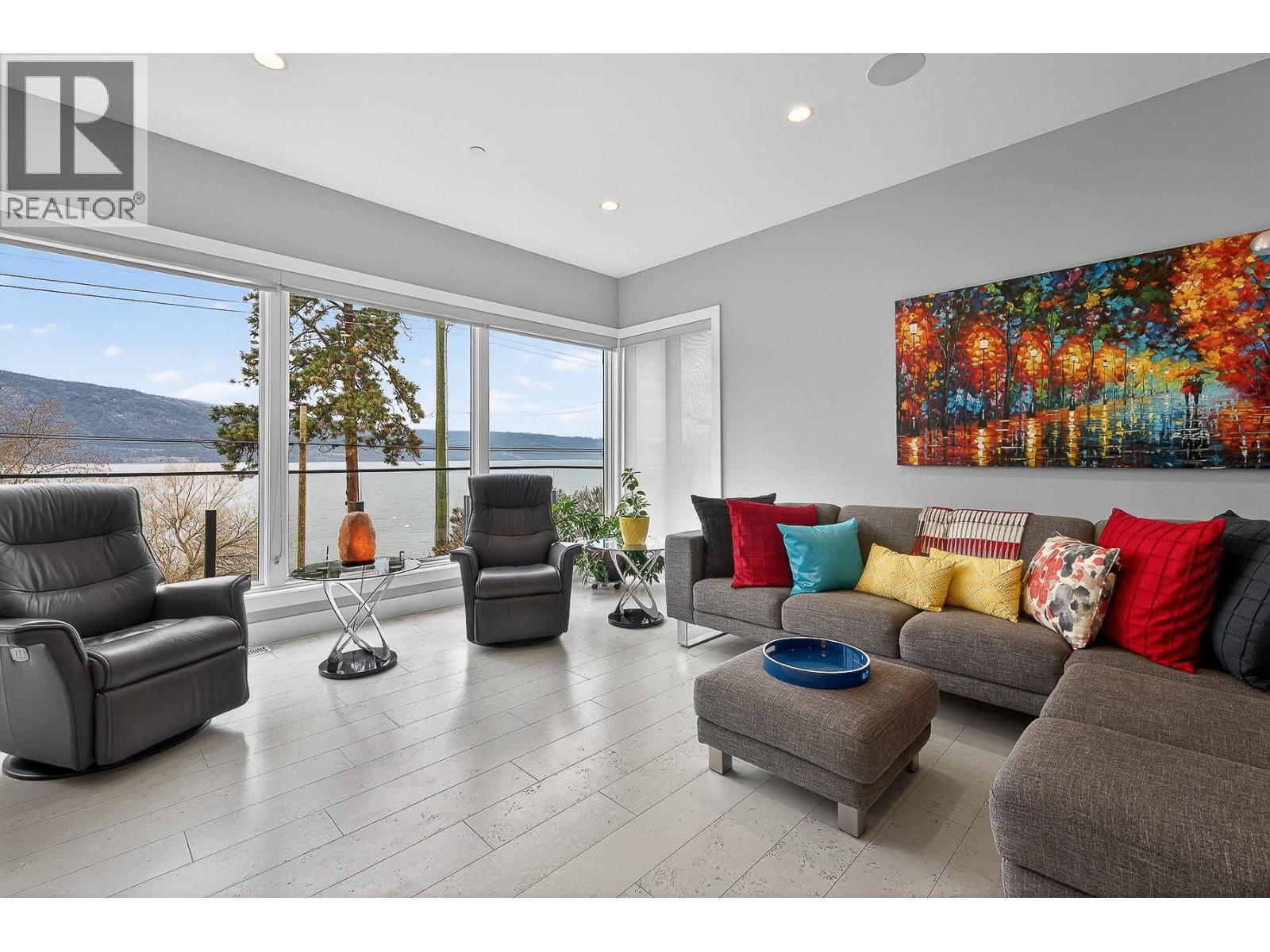 11537 Okanagan Centre Road W, Lake Country, British Columbia  V4V 2H2 - Photo 4 - 10377125