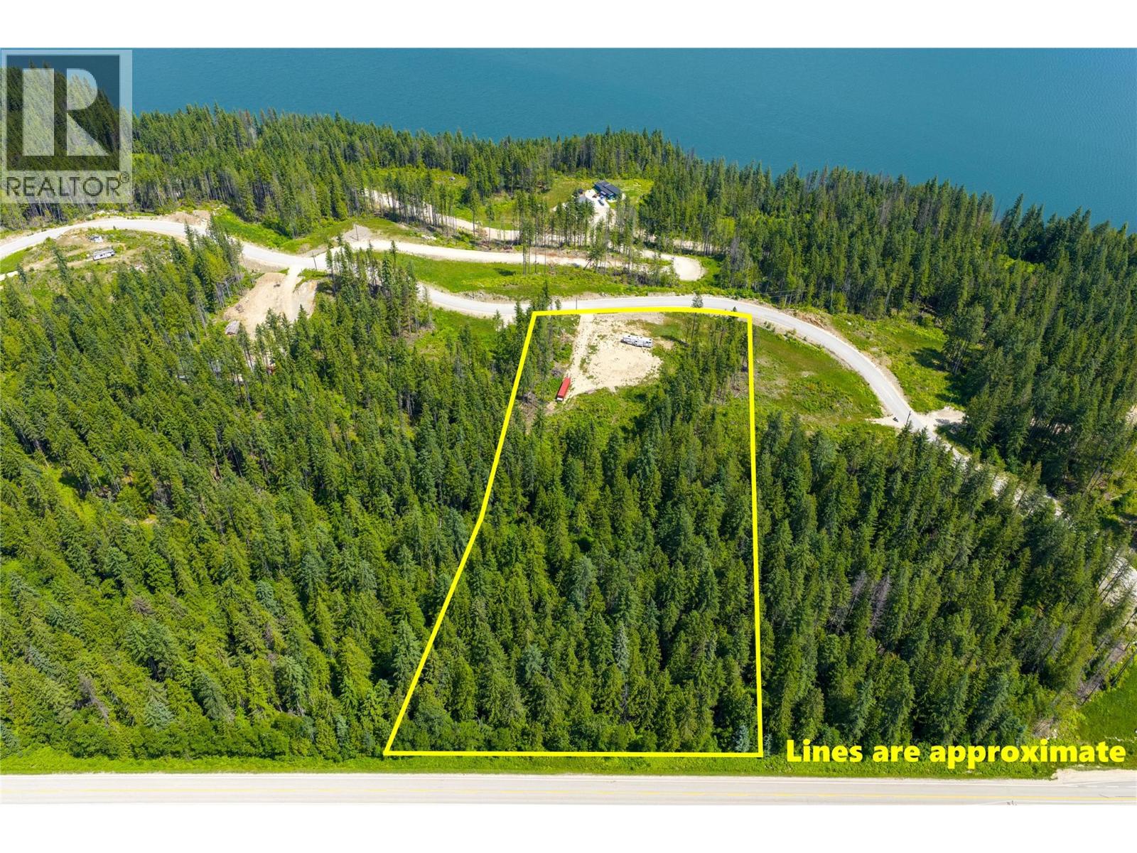 7974 Arrowhead Road, Revelstoke, British Columbia  V0E 2S0 - Photo 12 - 10377008