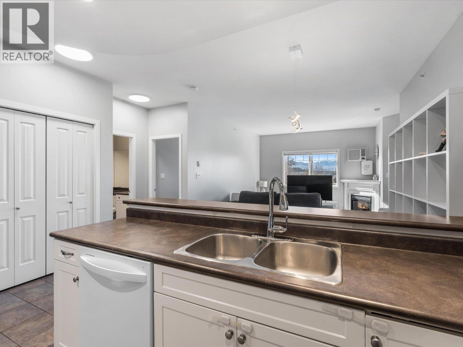 345 Mills Road Unit# 302, Kelowna, British Columbia  V1X 4G9 - Photo 6 - 10377171