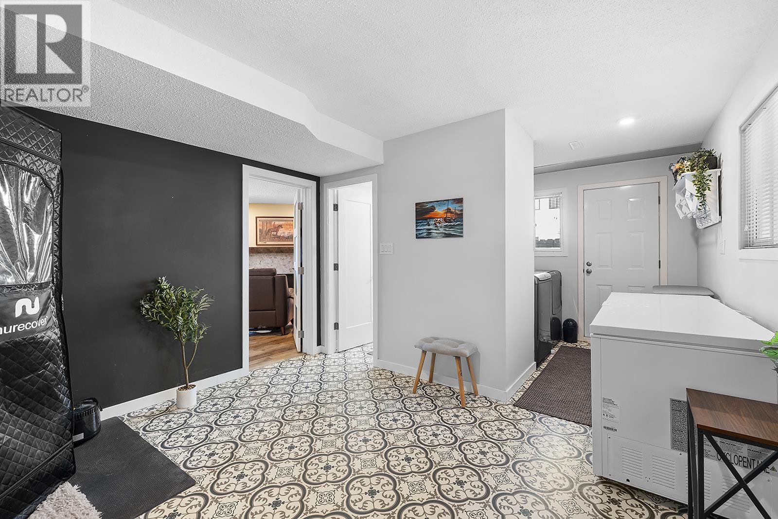 2708 2a Street S, Cranbrook, British Columbia  V1C 5B3 - Photo 5 - 10376587