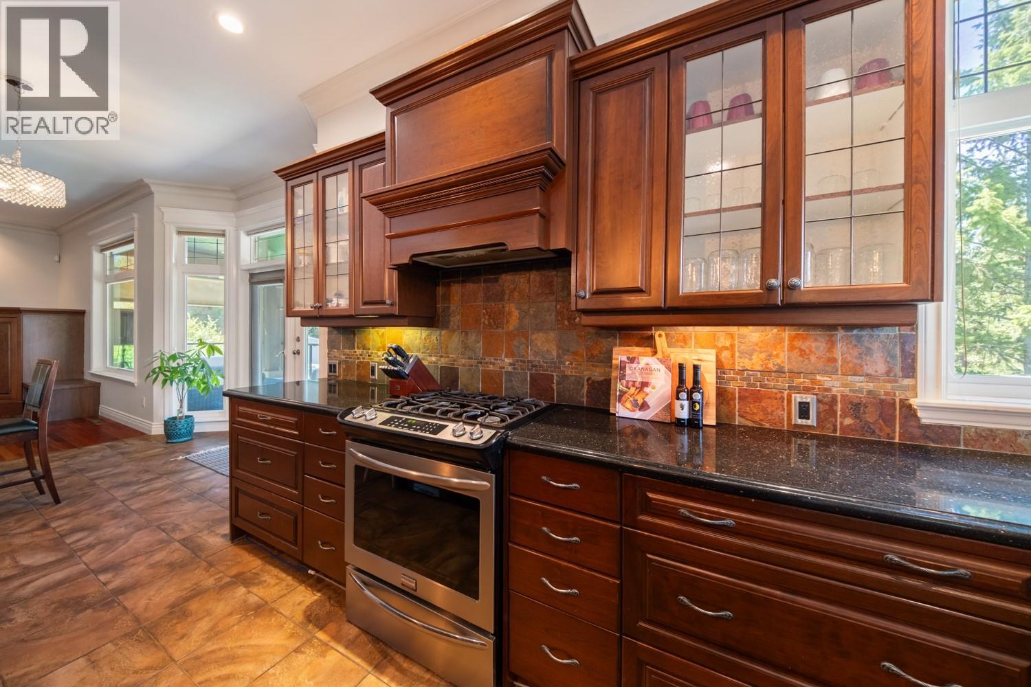 2615 Harvard Road, Kelowna, British Columbia  V1W 4C2 - Photo 22 - 10377137