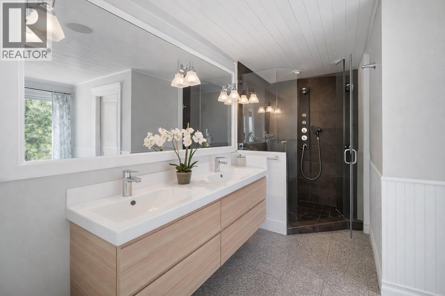 2615 Harvard Road, Kelowna, British Columbia  V1W 4C2 - Photo 30 - 10377137