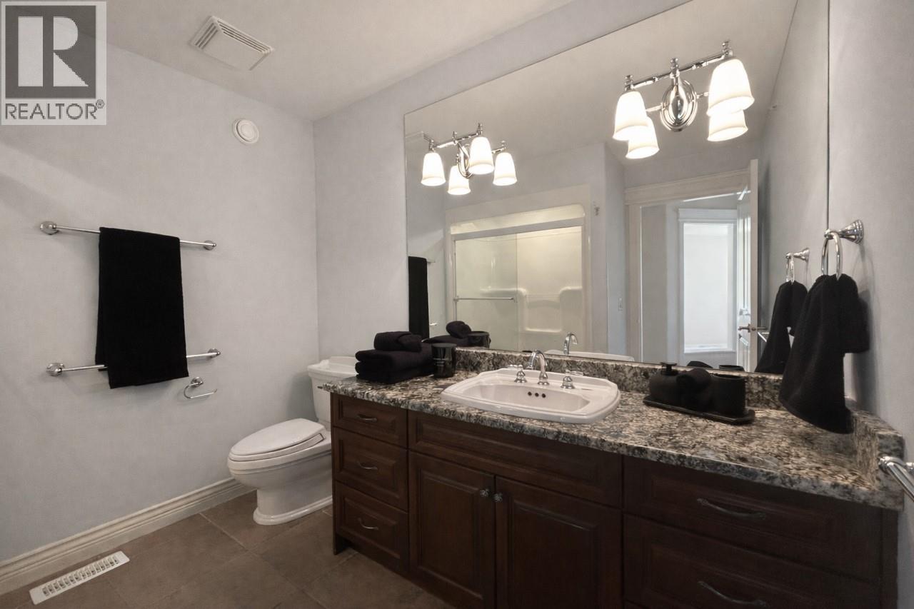 2615 Harvard Road, Kelowna, British Columbia  V1W 4C2 - Photo 35 - 10377137