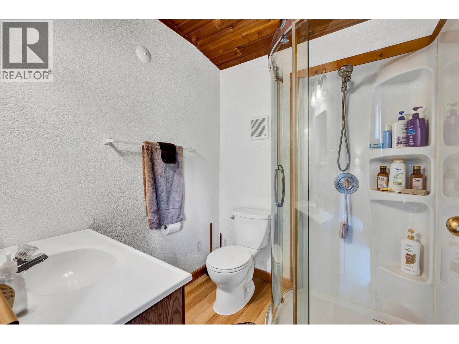 5305 Clearwater Valley Road, Clearwater, British Columbia  V0E 1N1 - Photo 25 - 10377051