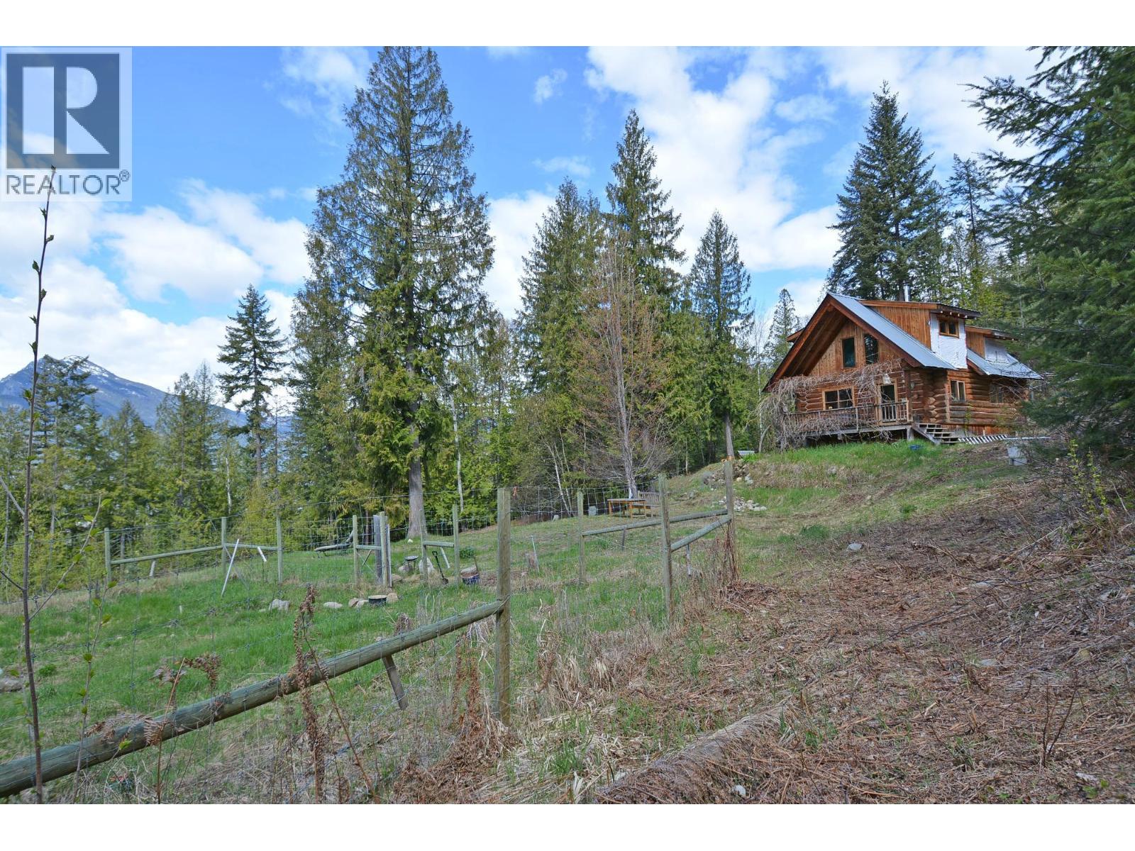 8907 Martens Road, Slocan, British Columbia  V1L 1C0 - Photo 27 - 10376982