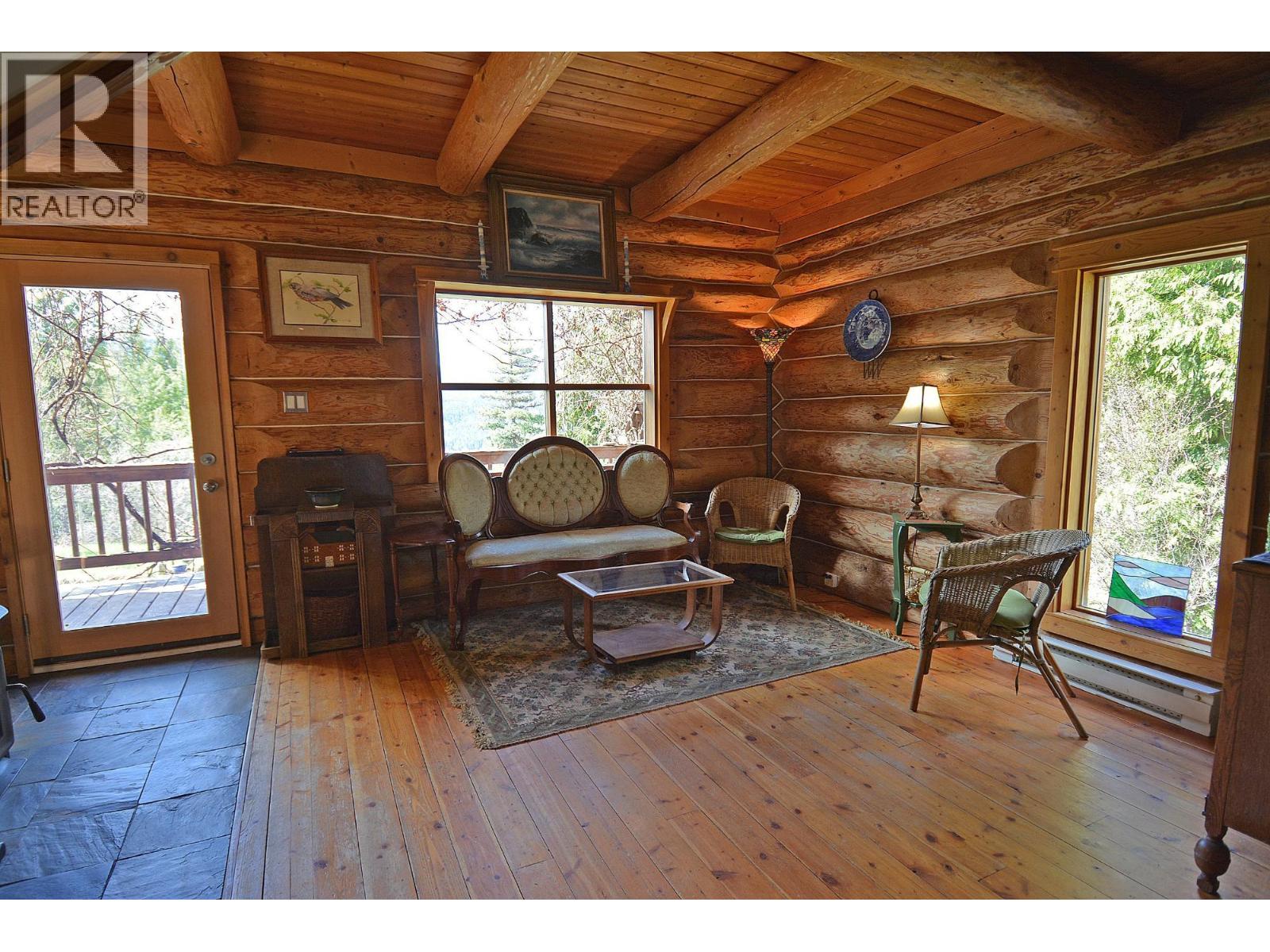 8907 Martens Road, Slocan, British Columbia  V1L 1C0 - Photo 33 - 10376982