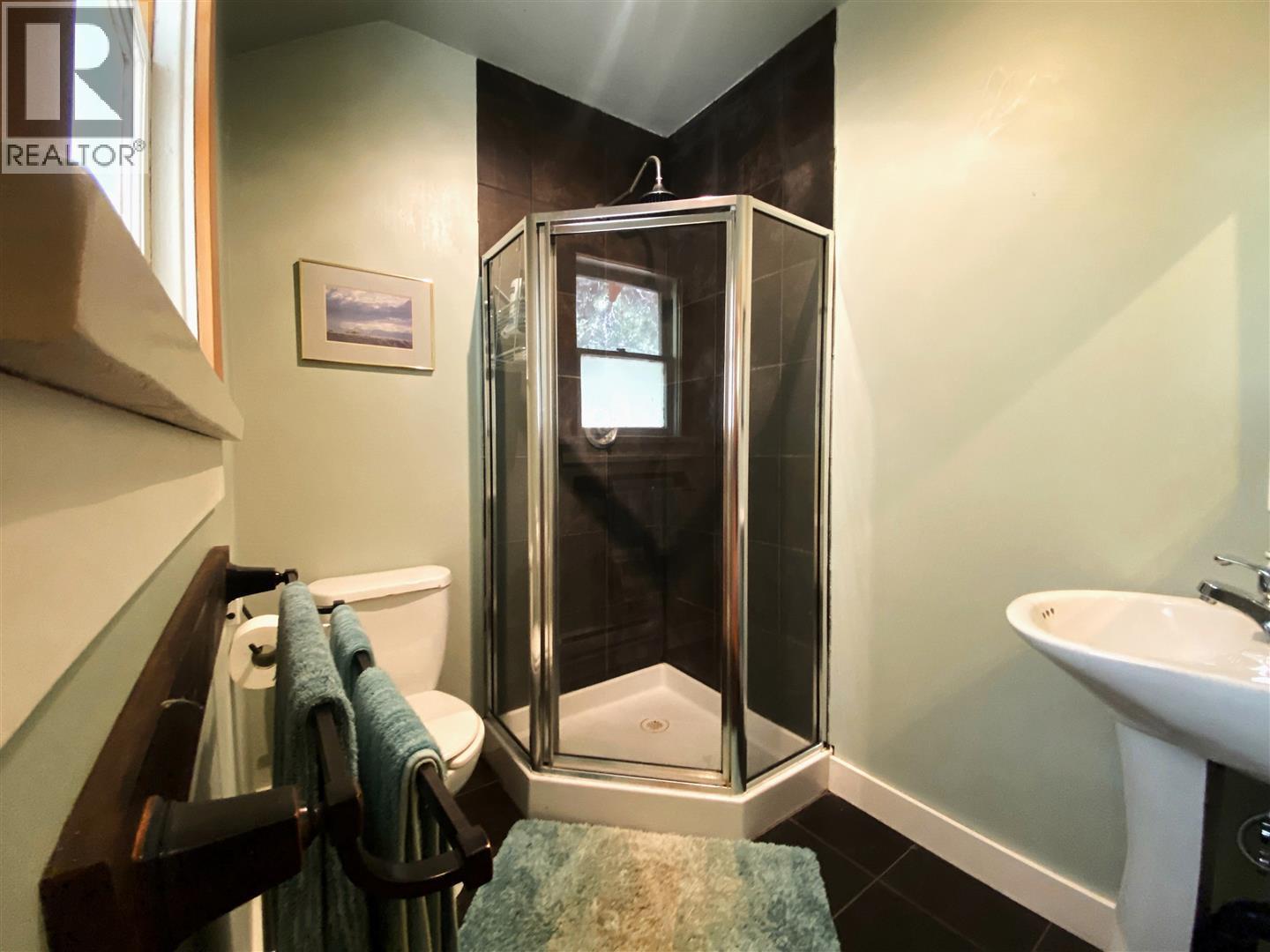 3880 Pioneer Road, Bralorne, British Columbia  V0K 1P0 - Photo 11 - 10377197