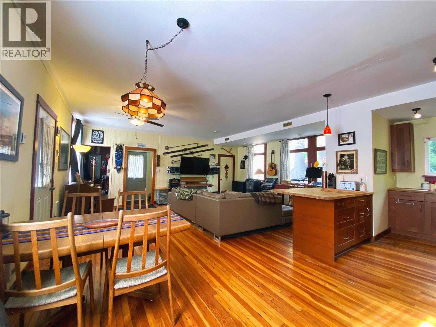 3880 Pioneer Road, Bralorne, British Columbia  V0K 1P0 - Photo 3 - 10377197