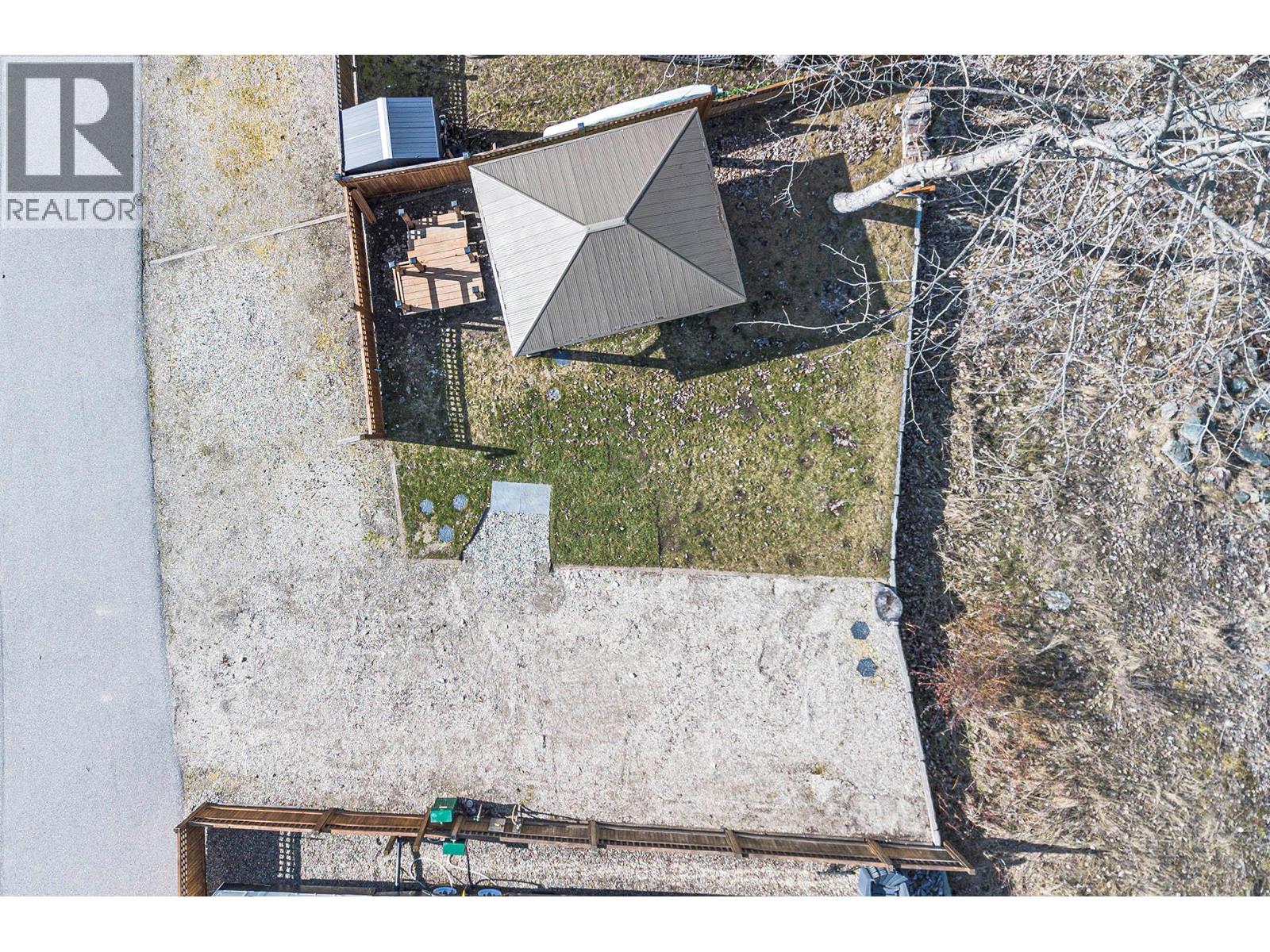 2 Clubhouse Lane, Lee Creek, British Columbia  V0E 1M4 - Photo 20 - 10377127