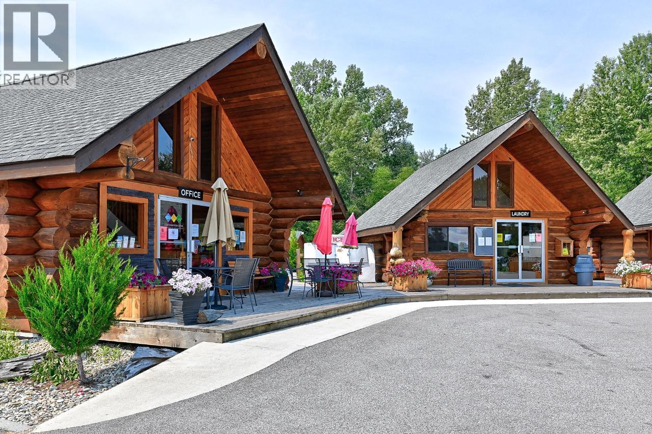 2 Clubhouse Lane, Lee Creek, British Columbia  V0E 1M4 - Photo 44 - 10377127