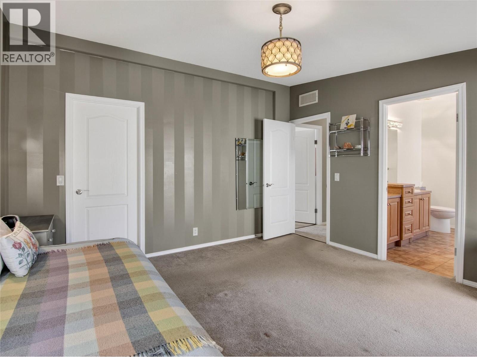 797 Eckhardt Avenue E, Penticton, British Columbia  V2A 2A5 - Photo 23 - 10377202