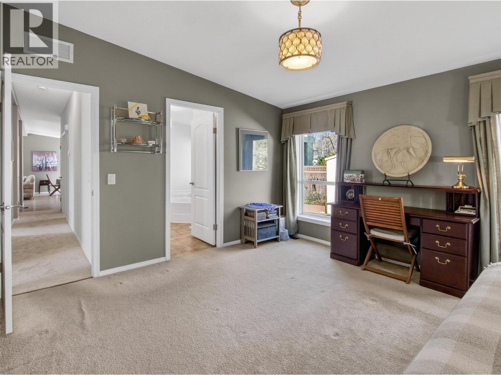 797 Eckhardt Avenue E, Penticton, British Columbia  V2A 2A5 - Photo 24 - 10377202