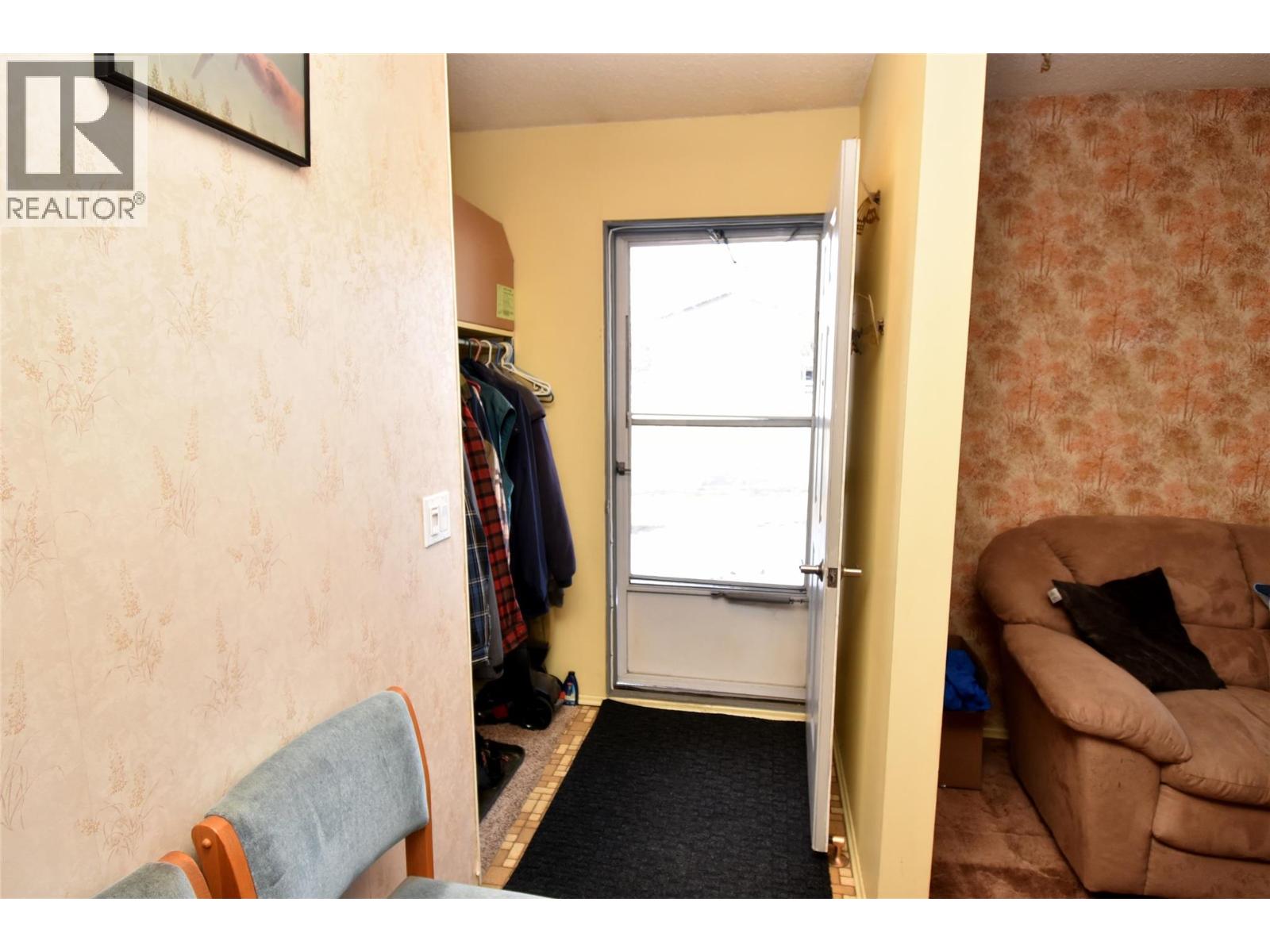 2004 20 Avenue, Vernon, British Columbia  V1T 7J6 - Photo 10 - 10376553