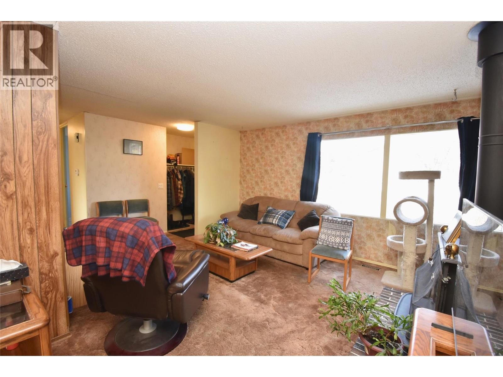 2004 20 Avenue, Vernon, British Columbia  V1T 7J6 - Photo 15 - 10376553