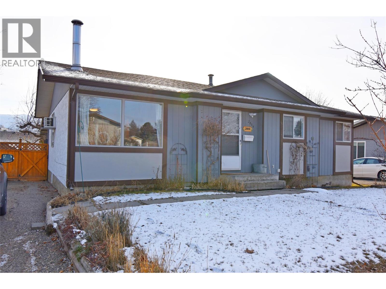 2004 20 Avenue, Vernon, British Columbia  V1T 7J6 - Photo 3 - 10376553