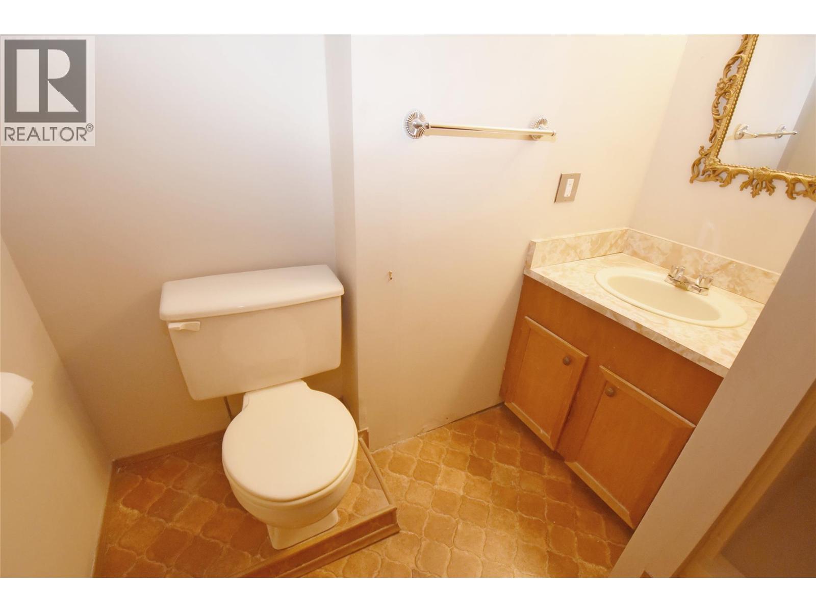 2004 20 Avenue, Vernon, British Columbia  V1T 7J6 - Photo 48 - 10376553