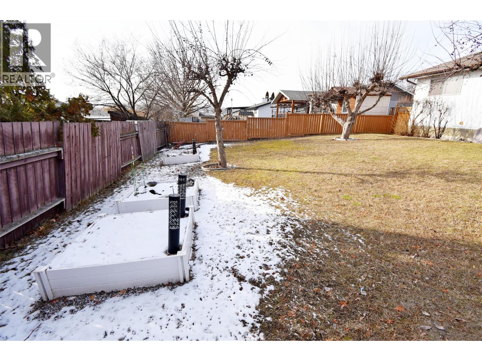 2004 20 Avenue, Vernon, British Columbia  V1T 7J6 - Photo 63 - 10376553