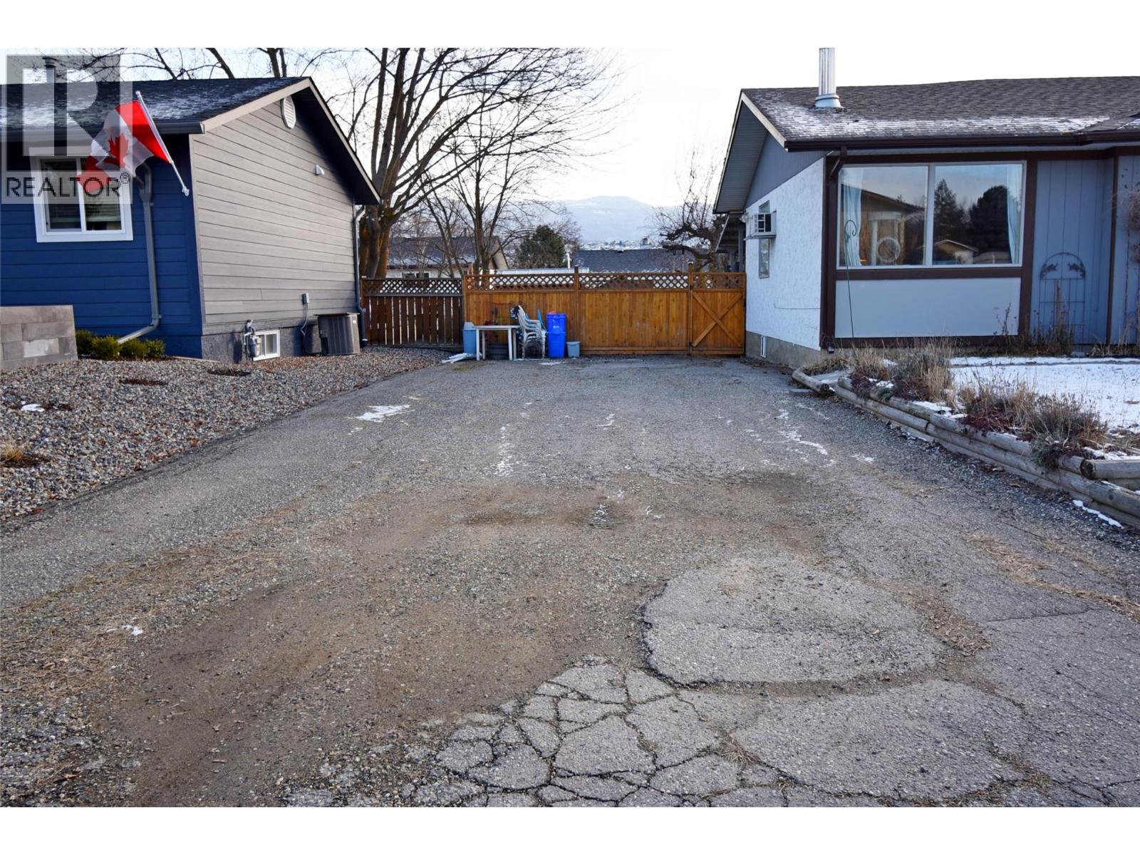 2004 20 Avenue, Vernon, British Columbia  V1T 7J6 - Photo 66 - 10376553