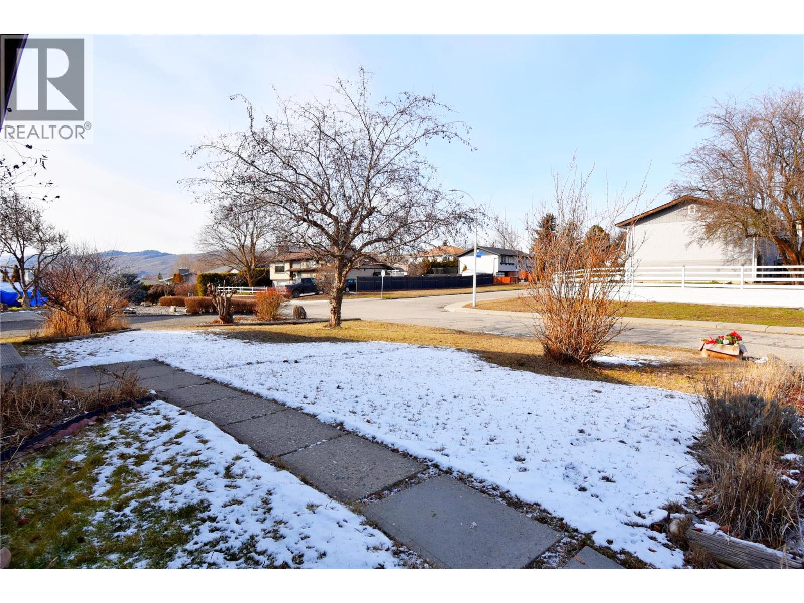 2004 20 Avenue, Vernon, British Columbia  V1T 7J6 - Photo 8 - 10376553