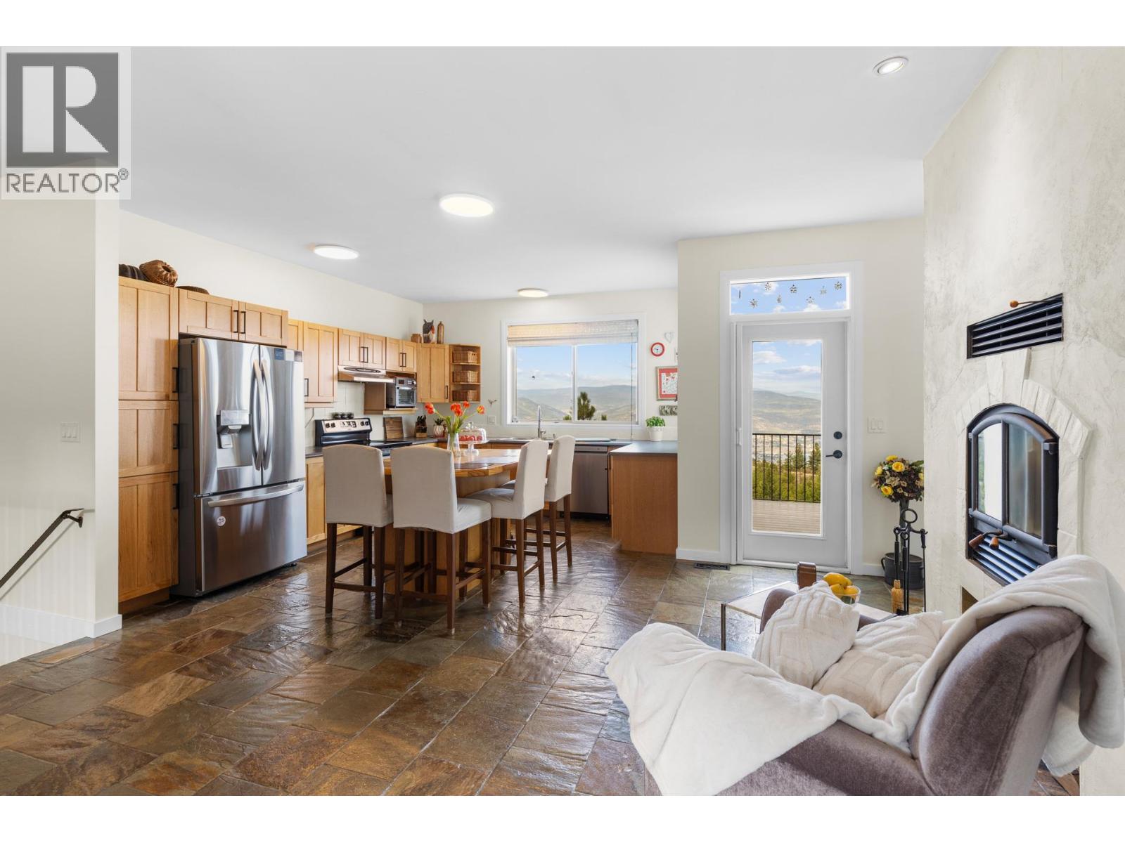 2286 Carmi Road, Penticton, British Columbia  V2A 8V5 - Photo 10 - 10375269