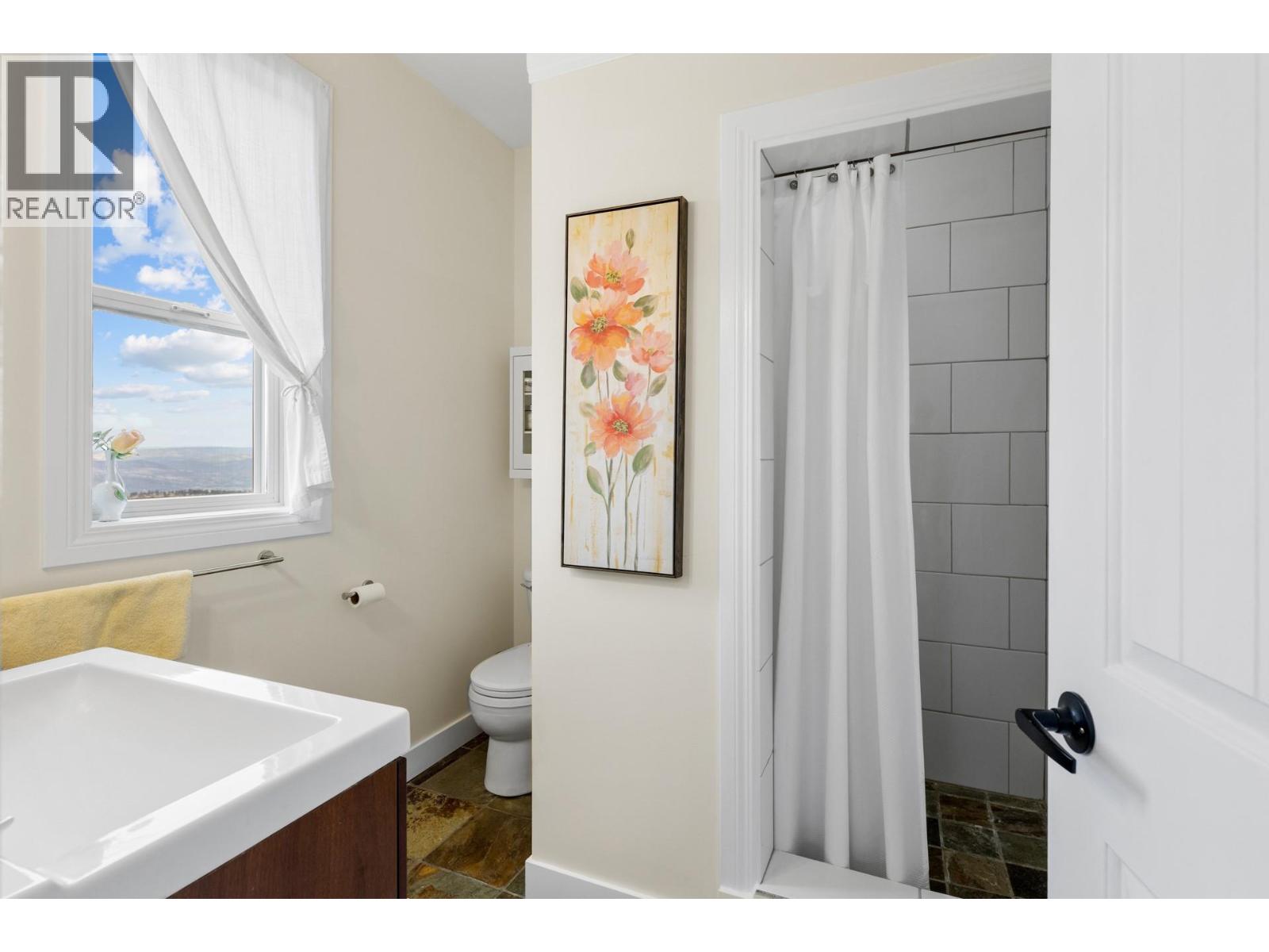 2286 Carmi Road, Penticton, British Columbia  V2A 8V5 - Photo 29 - 10375269