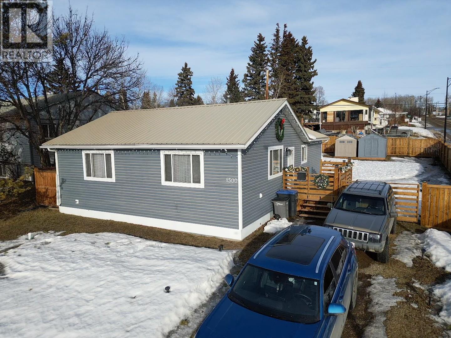 1500 96 Avenue, Dawson Creek, British Columbia  V1G 1L6 - Photo 1 - 10377086