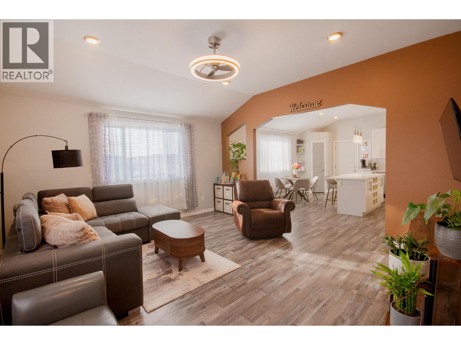 1500 96 Avenue, Dawson Creek, British Columbia  V1G 1L6 - Photo 4 - 10377086