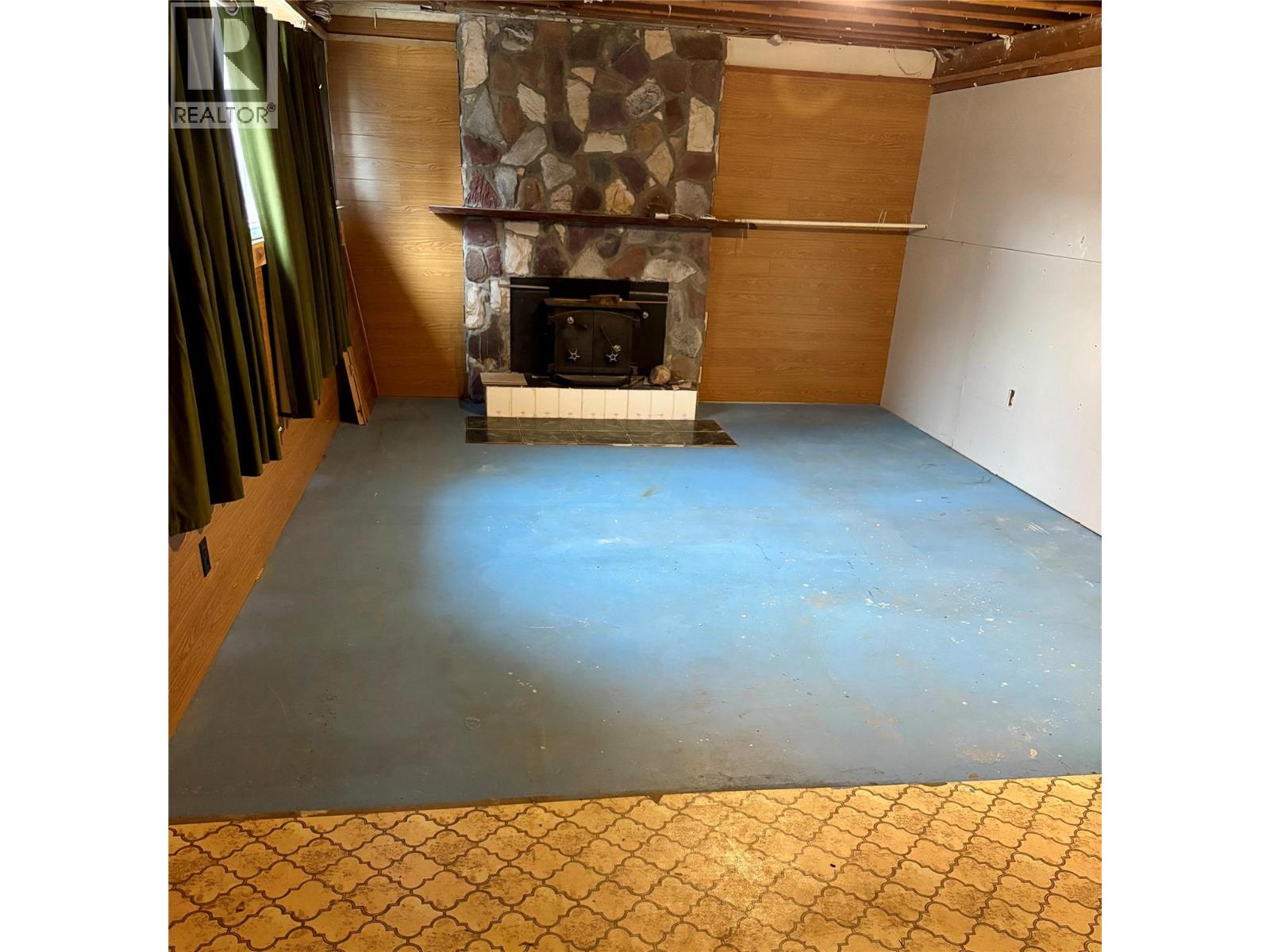 6252 Lipsett Avenue, Peachland, British Columbia  V0H 1X7 - Photo 11 - 10377182