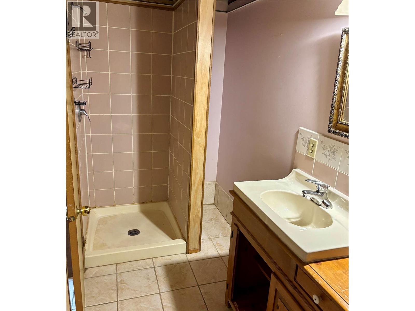 6252 Lipsett Avenue, Peachland, British Columbia  V0H 1X7 - Photo 13 - 10377182