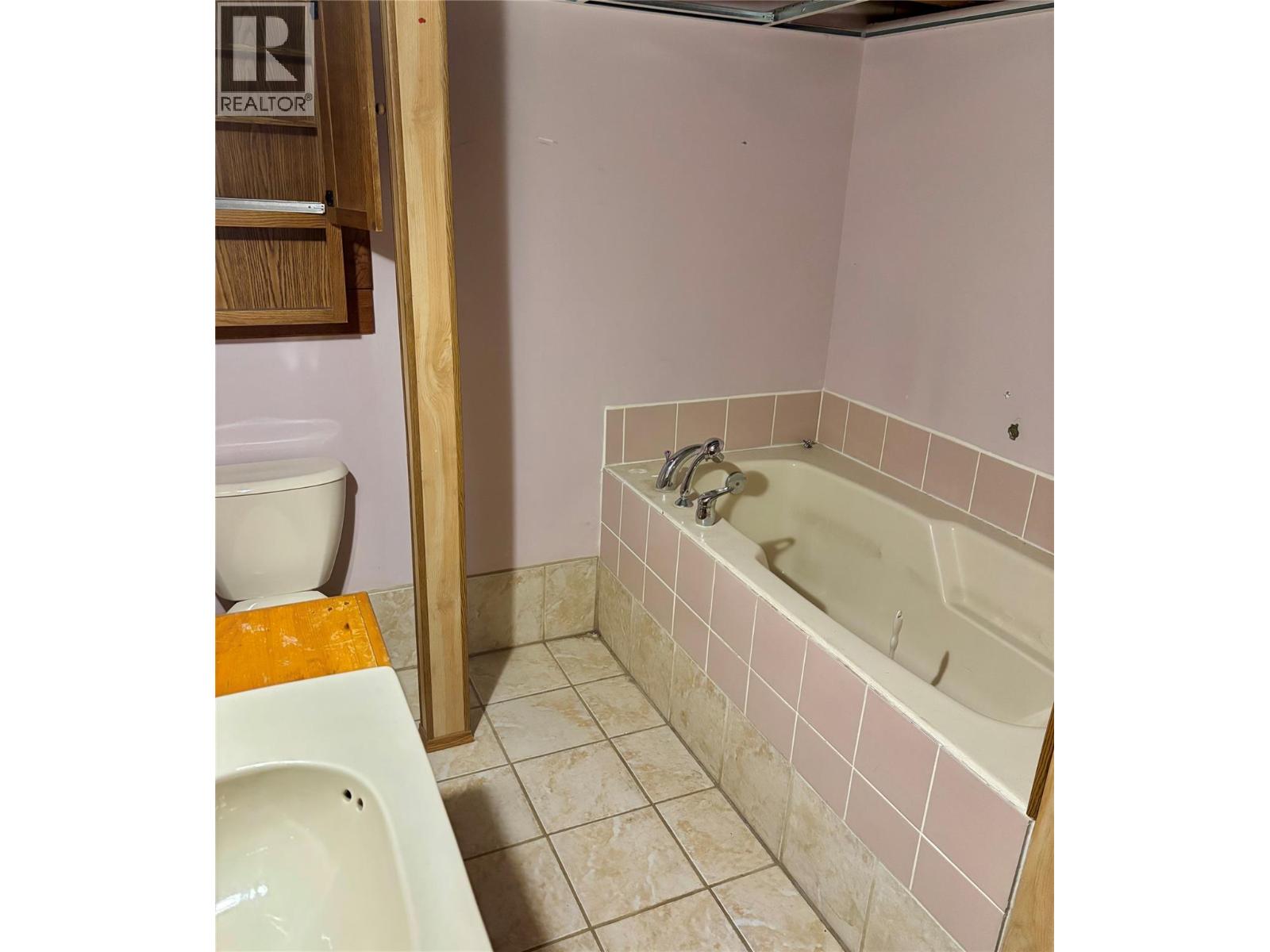 6252 Lipsett Avenue, Peachland, British Columbia  V0H 1X7 - Photo 14 - 10377182